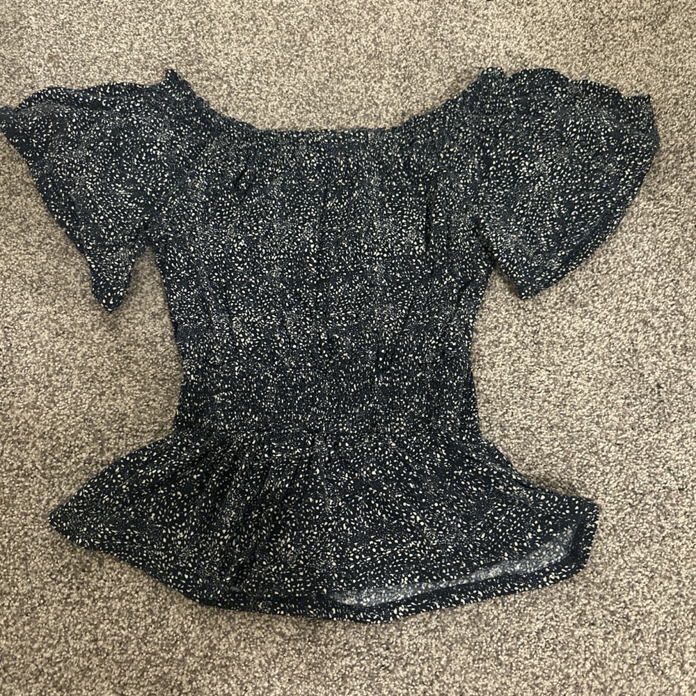Buckle Black and White Speckled Blouse